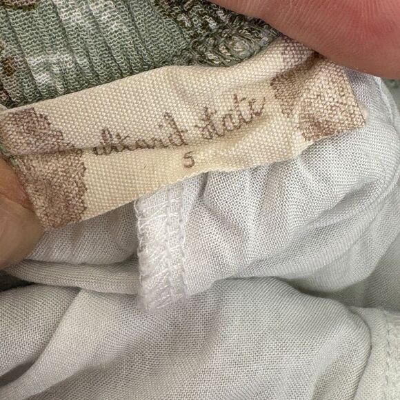 Altar'd State Women's Lot of 2 Pieces Crop Puff Sleeve Blouse & Flowy Shorts S/M - Picture 8 of 11